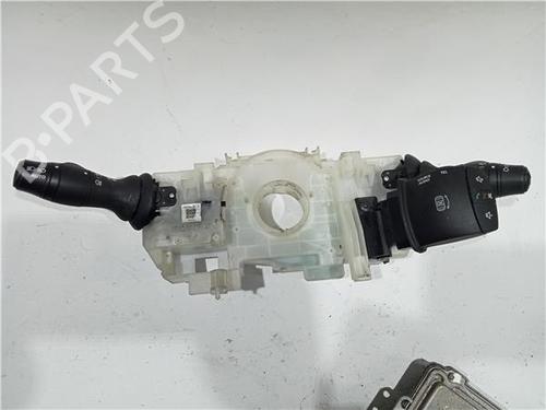 Used Switch RENAULT MEGANE III Hatchback (BZ0/1_, B3_) 1.5 dCi (86 hp) 23917527