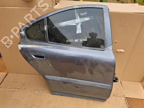 Used Right rear door Right rear door 39431953 39431953