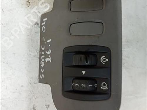 Used Headlight switch RENAULT GRAND SCÉNIC II (JM0/1_) 1.9 dCi (JM0G, JM12, JM1G, JM2C) (120 hp) 23910905