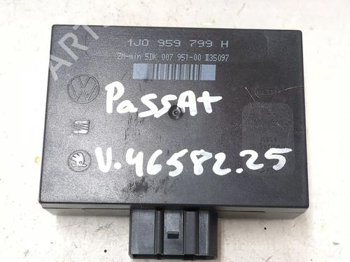 Module électronique VW PASSAT B3/B4 (3A2, 35I) 1.9 TDI (110 hp) 26377285