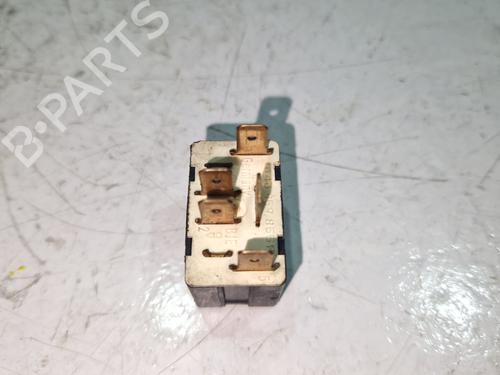 Left front window switch AUDI 80 B4 Saloon (8C2) 2.8 quattro | BP34624241I27 - Image 2