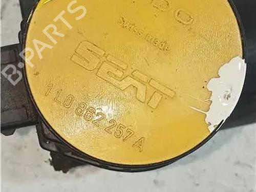 Central lock pump SEAT TOLEDO I (1L2) 2.0 i | BP23921246M86 