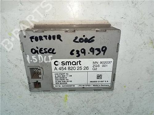 Used Comfort control module SMART FORFOUR (454) 1.3 (454.031) (95 hp) 23921447