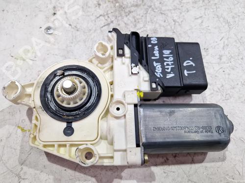 Portierruitmotor rechtsachter SEAT LEON (1M1) 1.6 16 V | BP29525645E22 