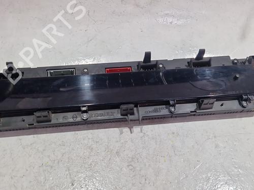 Used Instrument cluster Instrument cluster RENAULT MEGANE IV Saloon 1.5 dCi 110 (110 hp) 33608789 33608789