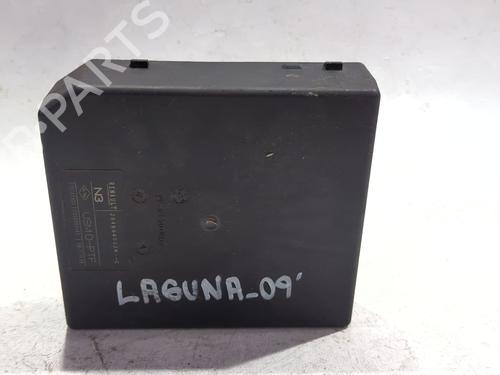 Fuse box RENAULT LAGUNA III (BT0/1) 2.0 dCi (BT01, BT08, BT09, BT0E, BT0K, BT12, BT1C, BT1D,... | BP31871321E1