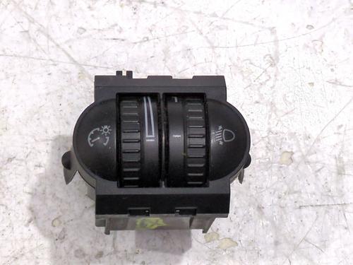 Used Headlight adjuster motor VW GOLF V (1K1) 1.9 TDI (105 hp) 33162238