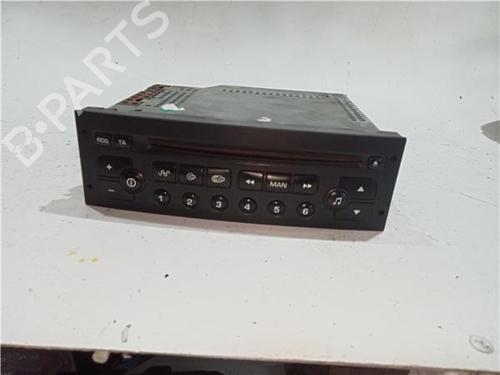 Used Radio PEUGEOT 206 Hatchback (2A/C) 1.4 HDi eco 70 (68 hp) 23917963