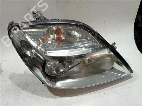 Phare droit RENAULT SCÉNIC I MPV (JA0/1_, FA0_) 1.9 dCi (JA05, JA1F) (102 hp) 23917330
