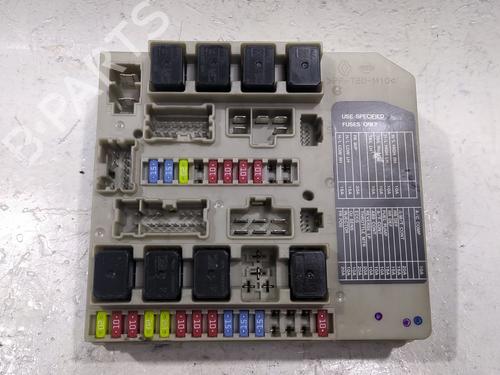 Used Fuse box Fuse box NISSAN MICRA III (K12) 1.2 16V (80 hp) 33605785 33605785