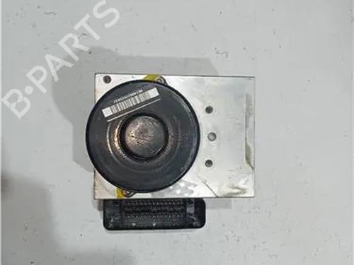 Used ABS pump VW TOUAREG (7LA, 7L6, 7L7) 5.0 V10 TDI (313 hp) 23918354