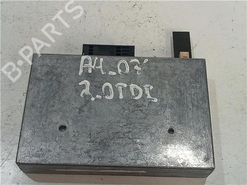 Used Electronic module AUDI A4 B7 (8EC) 2.0 TDI 16V (140 hp) 23911645