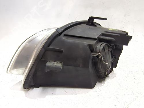 Right headlight AUDI A4 B7 (8EC) 2.0 TDI 16V | BP32424590C29