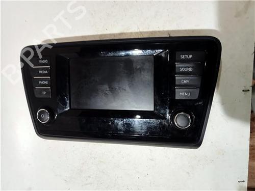 Used Radio SKODA OCTAVIA II Combi (1Z5) 2.0 TDI 16V (140 hp) 23929513