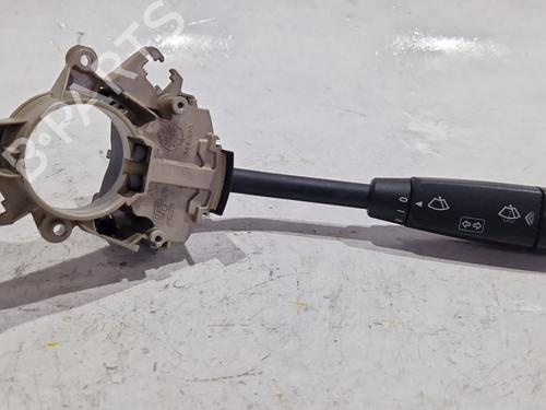 Used Switch Switch MERCEDES-BENZ C-CLASS (W203) C 200 CDI (203.004) (116 hp) 33576888 33576888
