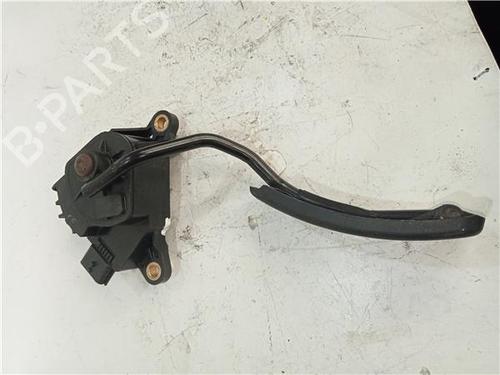 Used Pedal RENAULT MEGANE I Classic (LA0/1_) 1.9 dCi (LA05, LA1F) (102 hp) 23910480