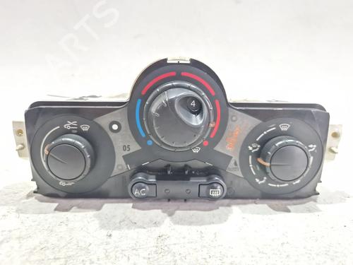 Used Climate control RENAULT MEGANE III Combi Van (KZ0/1) 1.5 dCi (110 hp) 29521663