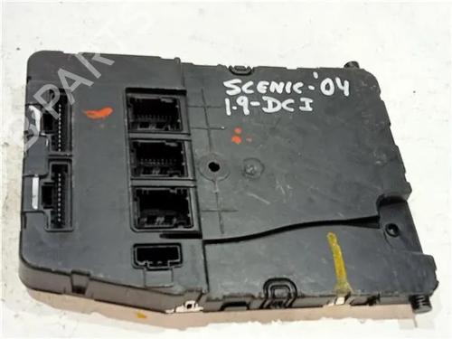 Used Fuse box RENAULT GRAND SCÉNIC II (JM0/1_) 1.9 dCi (JM0G, JM12, JM1G, JM2C) (120 hp) 23910215
