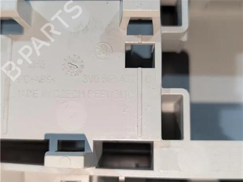 Interior roof light SEAT ARONA (KJ7, KJP) 1.0 TSI | BP24123246I8 
