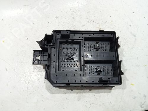 Fuse box OPEL CORSA E (X15)  | BP27310687E1 