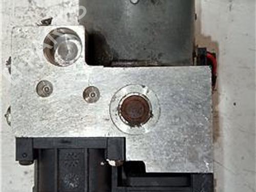 Used ABS pump VOLVO S40 I (644) 1.9 DI (115 hp) 23910748