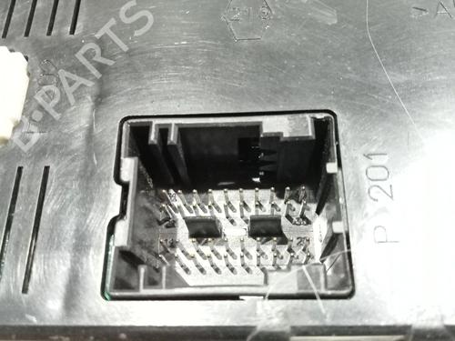 Fuse box RENAULT CLIO II (BB_, CB_) 1.5 dCi (B/CB03) | BP29394684E1 