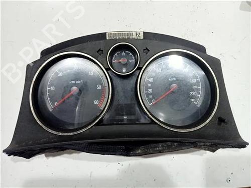 Cockpit OPEL ASTRA H GTC (A04) 1.9 CDTi (L08) (150 hp) 23931633