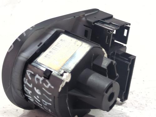 Headlight switch SEAT ALTEA (5P1) 1.6 | BP38305440I24 - Image 2