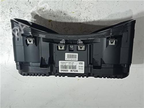 Instrument cluster VW GOLF VI (5K1) 1.6 TDI | BP23915495C47 