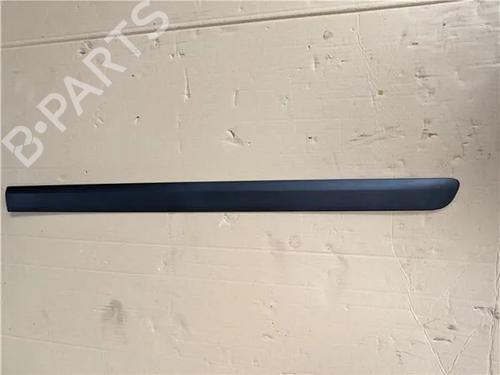 Used Door moulding trim MITSUBISHI GRANDIS (NA_W) 2.0 DI-D (NA8W) (140 hp) 23924033