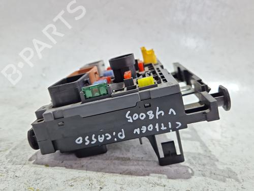 Fuse box CITROËN C4 Picasso I MPV (UD_) 2.0 HDi 138 | BP30937176E1
