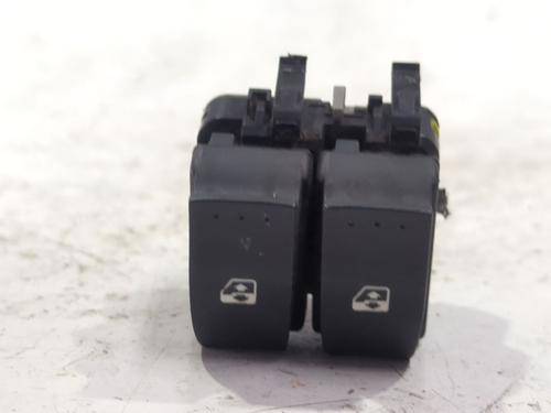 Used Left front window switch Left front window switch 39049453 39049453