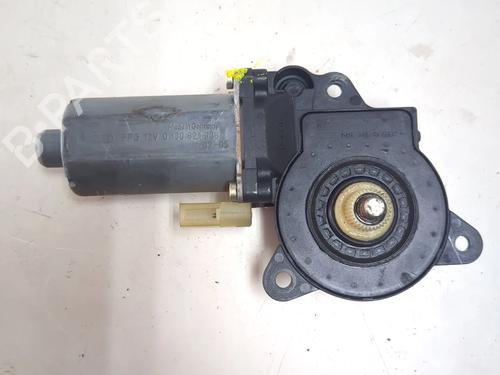 Rudehejsemotor forskærm venstre FORD FIESTA V (JH_, JD_) 1.4 TDCi (68 hp) 24888258