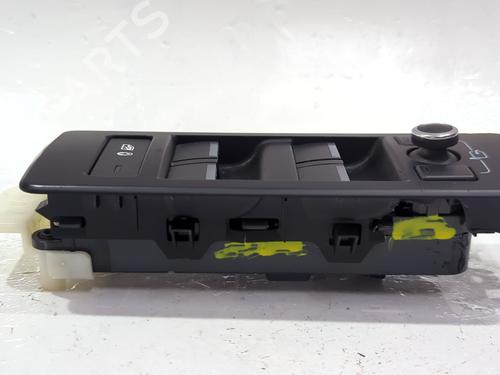 Left front window switch LAND ROVER DISCOVERY V (L462) 2.0 Sd4 4x4 | BP38796247I27 - Image 2