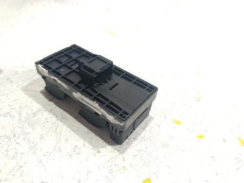 Left front window switch AUDI A4 B5 Avant (8D5) 1.9 TDI quattro | BP39226572I27 - Image 3