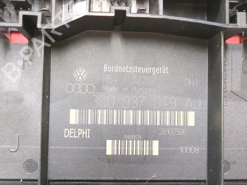 Fuse box VW GOLF V (1K1) 1.9 TDI | BP32744935E1  - Image 5