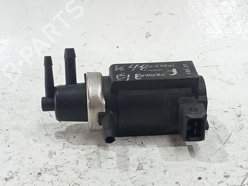 Used Electronic sensor Electronic sensor AUDI A4 B5 (8D2) 2.5 TDI (150 hp) 36519683 36519683