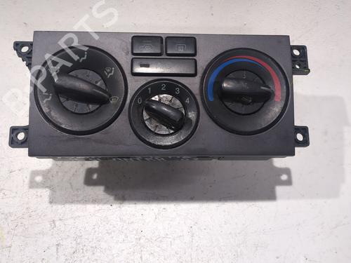 Used Climate control HYUNDAI ELANTRA III Saloon (XD) 2.0 CRDi (113 hp) 24199090