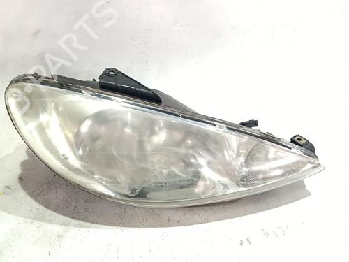 Used Right headlight Right headlight PEUGEOT 206 Hatchback (2A/C) 1.4 i (75 hp) 40255168 40255168
