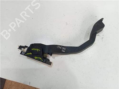 Used Pedal PEUGEOT 206 Hatchback (2A/C) 1.4 HDi eco 70 (68 hp) 23931209