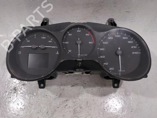 Used Instrument cluster Instrument cluster SEAT LEON (1P1) 1.9 TDI (105 hp) 33605810 33605810