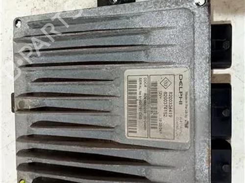 Elektronische module RENAULT MEGANE II Saloon (LM0/1_) 1.9 dCi (131 hp) 23929696