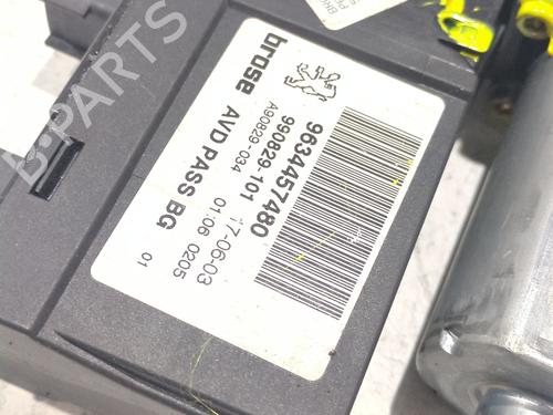 Right front window motor PEUGEOT 307 (3A/C) 1.6 16V | BP23927859E20 