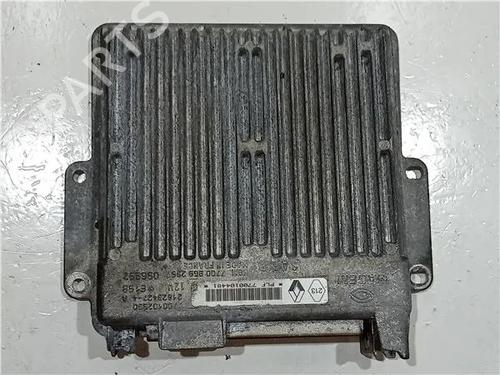 Used Electronic module RENAULT CLIO I (B/C57_, 5/357_) 1.2 (B/C/S57A, B/C57S, 5/357F, 5/357J, 5/357L, 5/357R) (58 hp) 23913359
