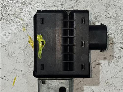 Used Electronic module RENAULT MEGANE III Hatchback (BZ0/1_, B3_) 1.5 dCi (86 hp) 23913265