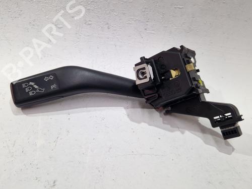 Used Steering column stalk VW JETTA III (1K2) 1.6 TDI (105 hp) 29994482