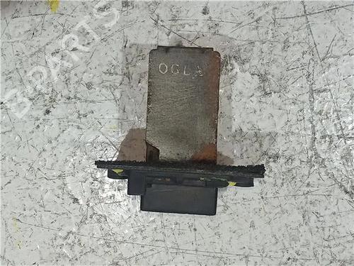 Used Heater resistor HYUNDAI PONY / EXCEL Saloon (X-2) 1.5 (72 hp) 25616722