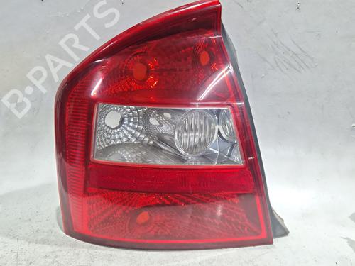 Used Left taillight KIA CERATO I Saloon (LD) 2.0 CRDi (112 hp) 32697876