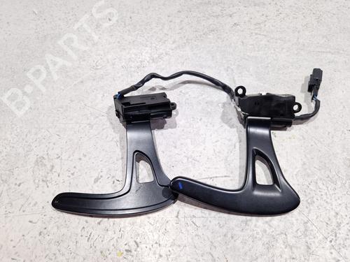 Steering wheel controls RENAULT MEGANE IV Hatchback (B9A/M/N_) 1.6 TCe 205 (B9MV) | BP29977347E15 
