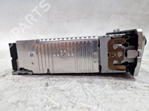 Radio RENAULT MEGANE III Hatchback (BZ0/1_, B3_) 1.6 16V (BZ0H) | BP29525657E6